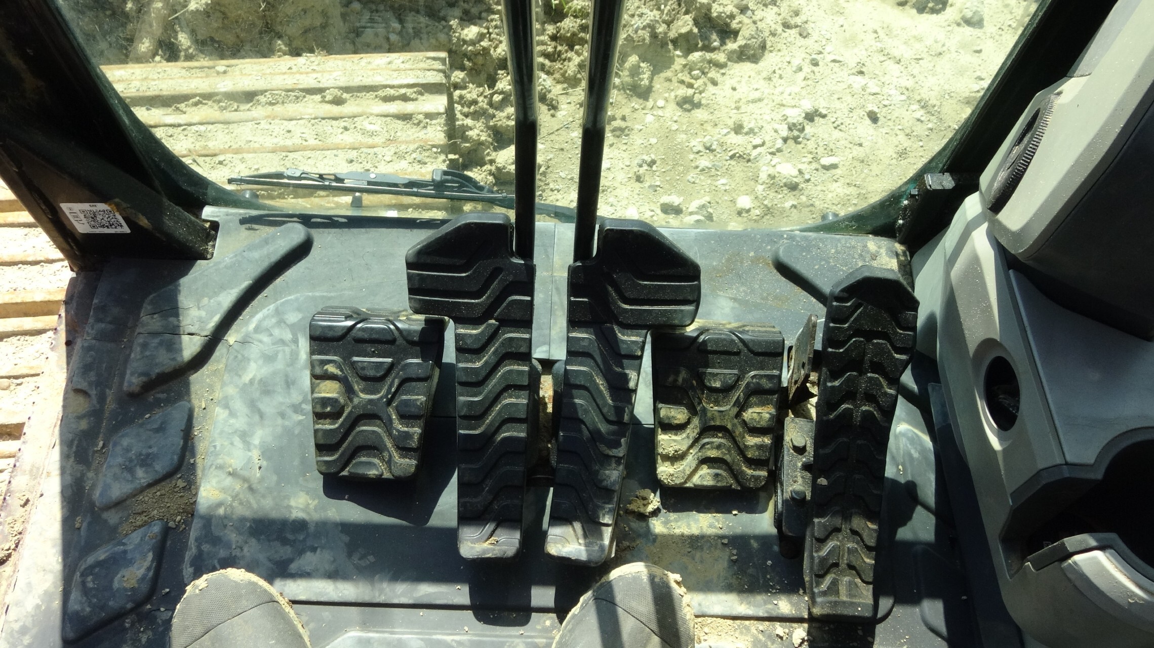 Used 2015 Caterpillar Excavators 349E For Sale